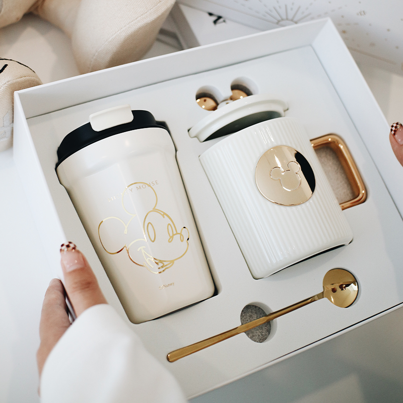 Wedding Gift Gift for Newlyweds Practical Couple Commemorative Pair of Cup Set Box Senior Friends gifting by julia m Organ mug gift box