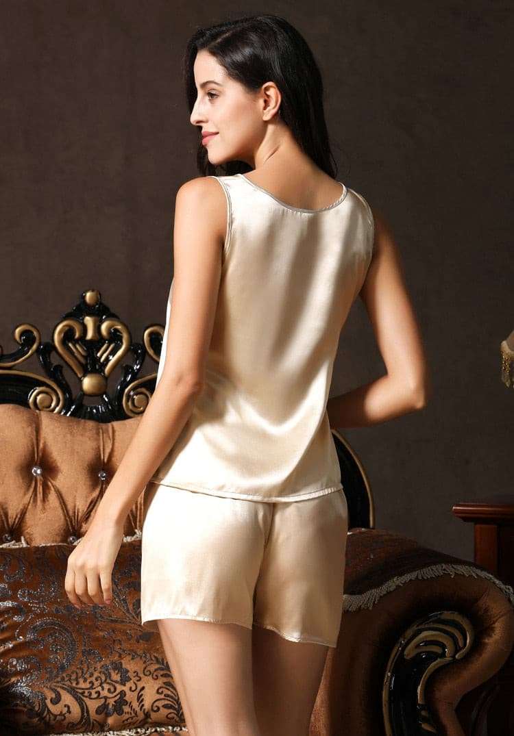 Luxurious Silk Pyjama Set - Sleep in Style and Comfort All Night Long - Perfect Fit for Plus Size Women Pajamas gifting by julia m