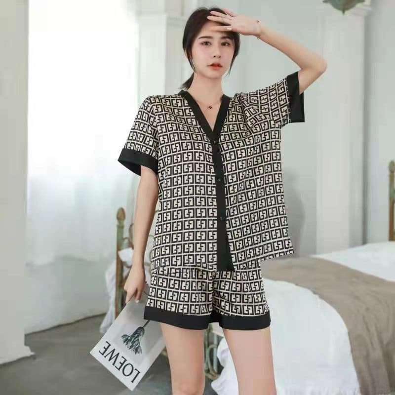 Luxury Curves Print V Neck Sleepwear Short - Perfectly Comfortable for Plus Size Women pajamas gifting by julia m