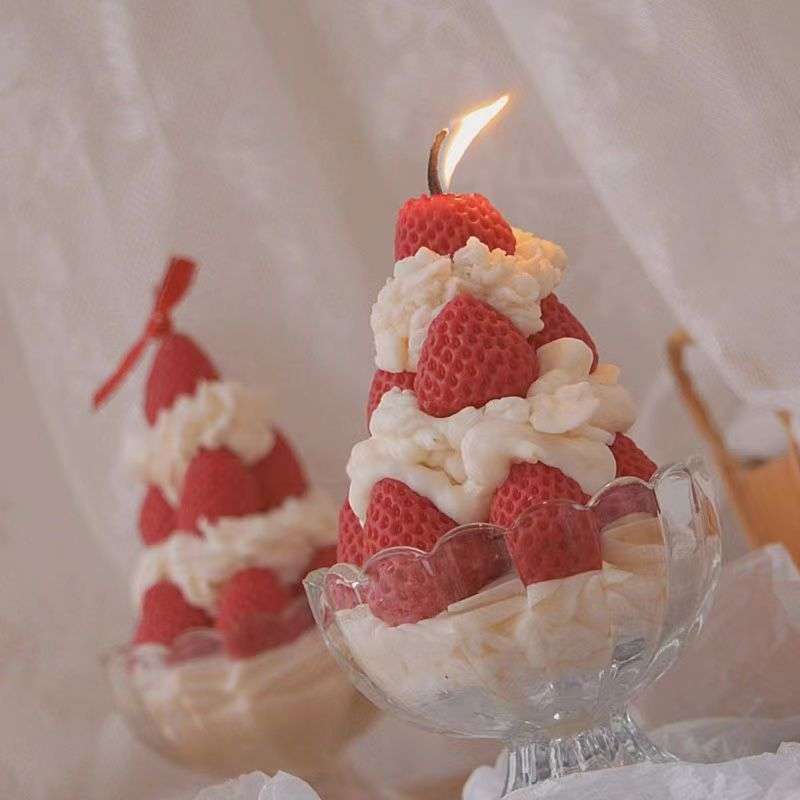 Strawberry Cake Scented Candles - Set the Mood with Aromatherapy Bliss candles gifting by julia m