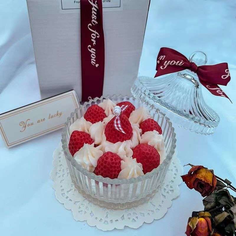 Strawberry Cake Scented Candles - Set the Mood with Aromatherapy Bliss candles gifting by julia m As pic shows 3