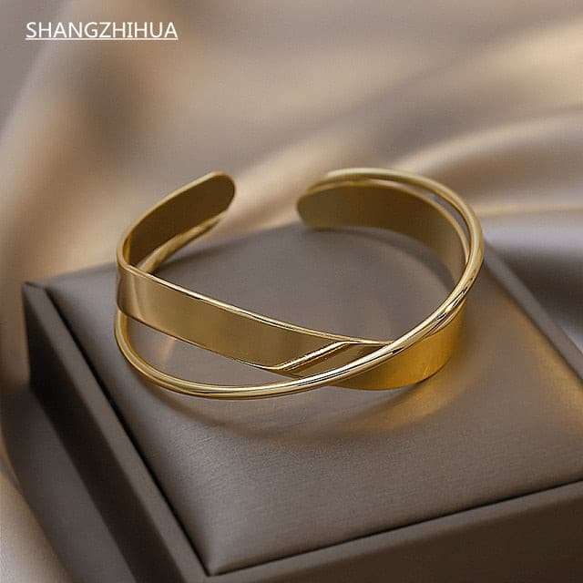 White Shellfish Geometric Overlap Open Bangle Bracelets Gifting By Julia M Gold 2