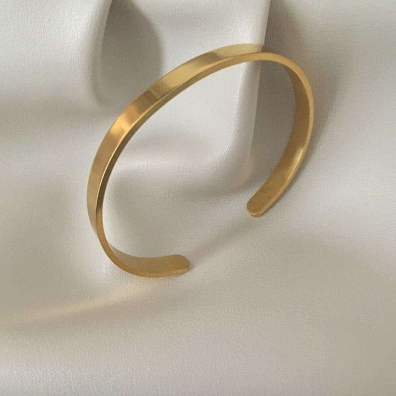 White Shellfish Geometric Overlap Open Bangle Bracelets Gifting By Julia M