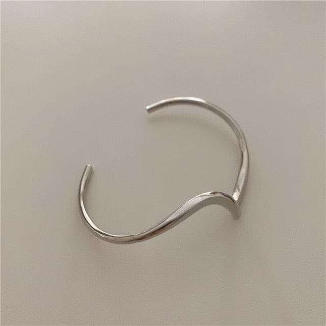 White Shellfish Geometric Overlap Open Bangle Bracelets Gifting By Julia M
